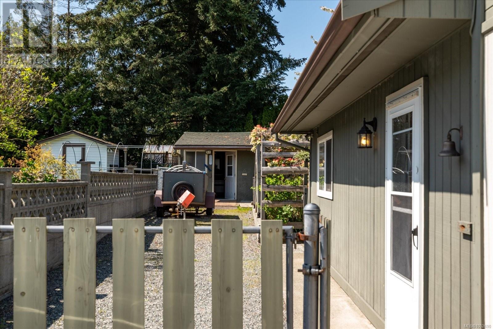 2353 Pheasant Terr, Nanaimo real estate listing 1002690 for sale