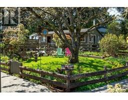 2353 Pheasant Terr, Nanaimo property photo listing 1002690 for sale
