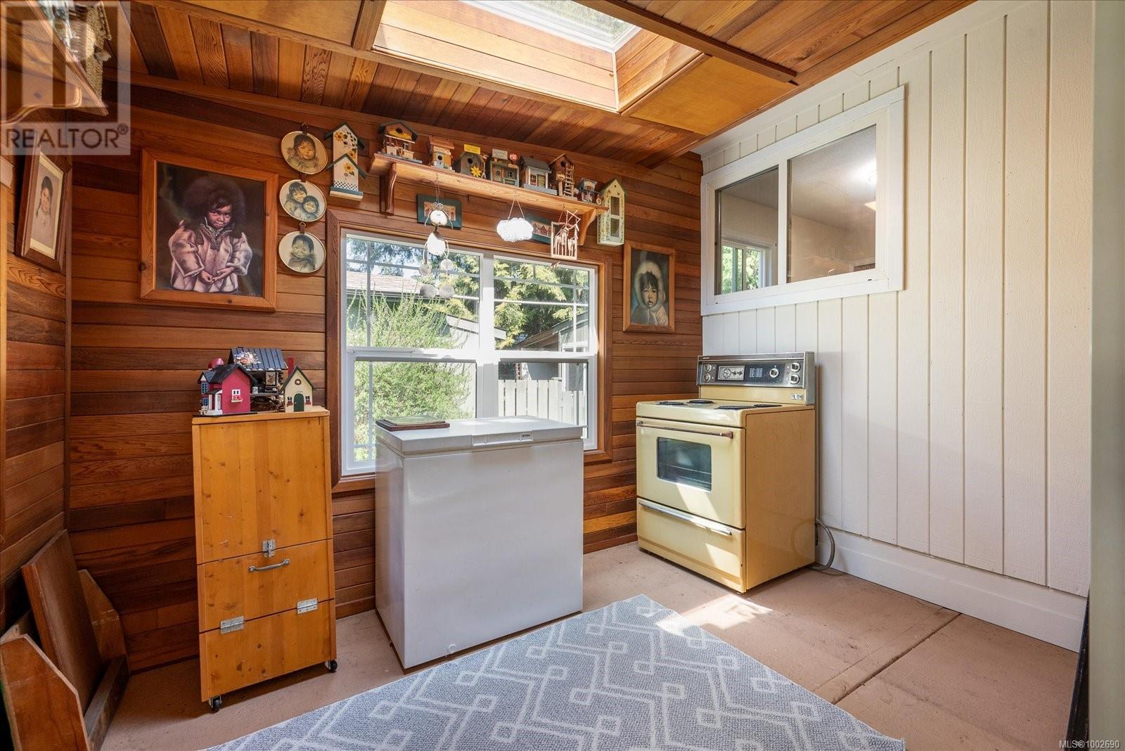 2353 Pheasant Terr, Nanaimo real estate listing 1002690 for sale