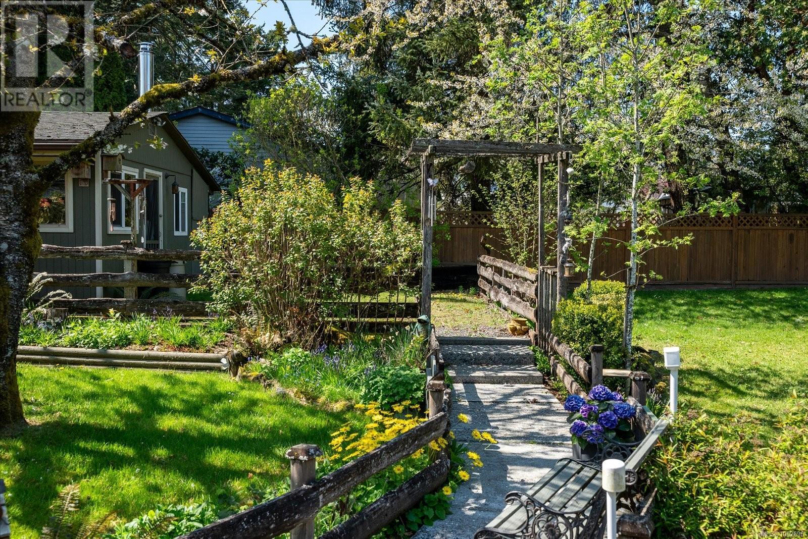 2353 Pheasant Terr, Nanaimo real estate listing 1002690 for sale