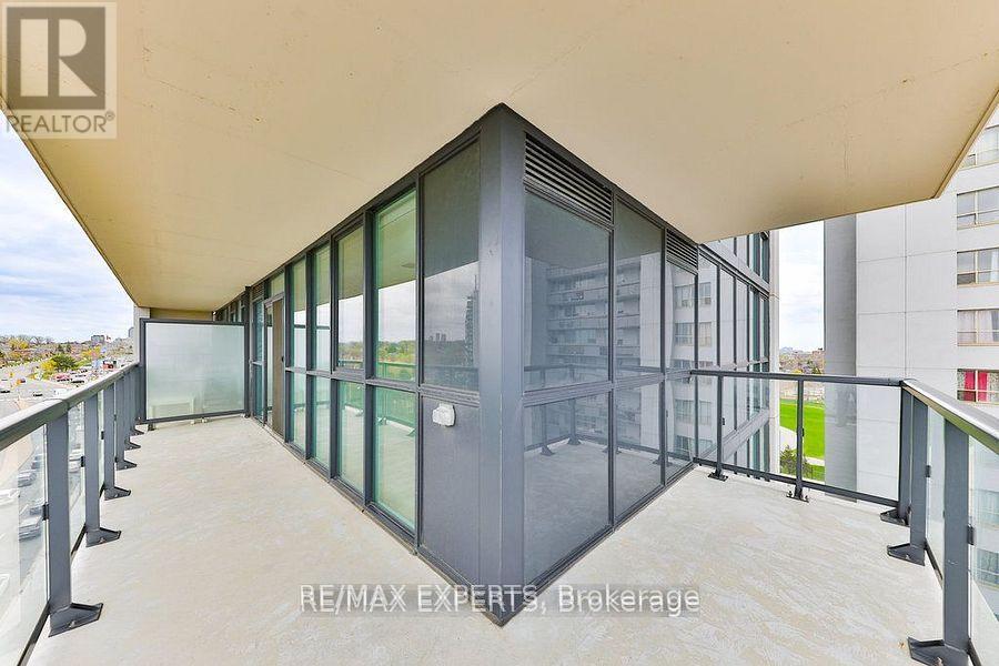 802 - 1461 Lawrence Avenue W, Toronto, Ontario  M6L 0A6 - Photo 10 - W12204790