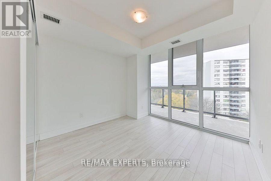 802 - 1461 Lawrence Avenue W, Toronto, Ontario  M6L 0A6 - Photo 13 - W12204790