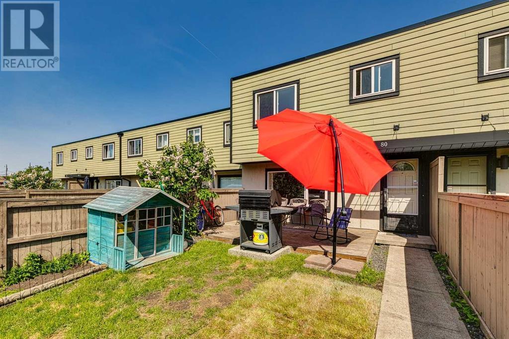 80, 3809 45 Street Sw, Calgary, Alberta  T3E 3H4 - Photo 1 - A2228674