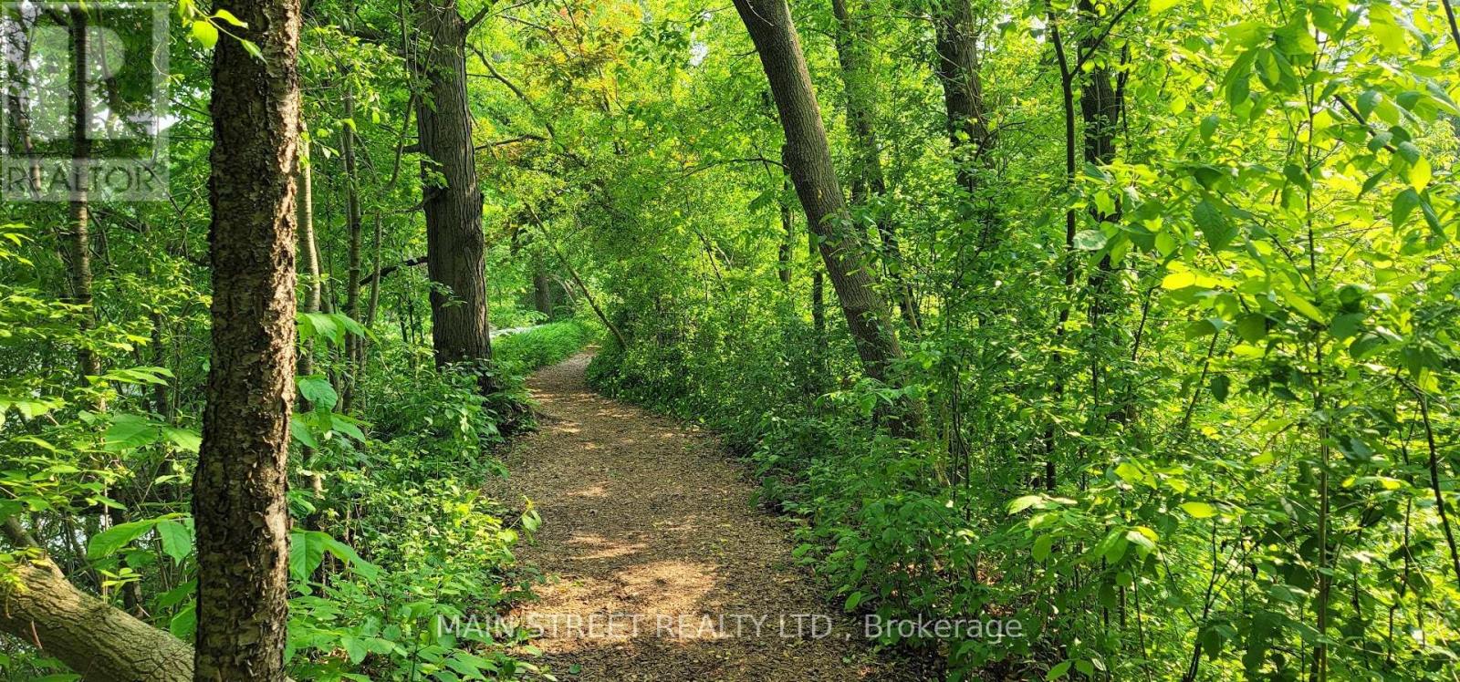 112 - 900 Bogart Mill Trail, Newmarket, Ontario  L3Y 8V5 - Photo 31 - N12129578