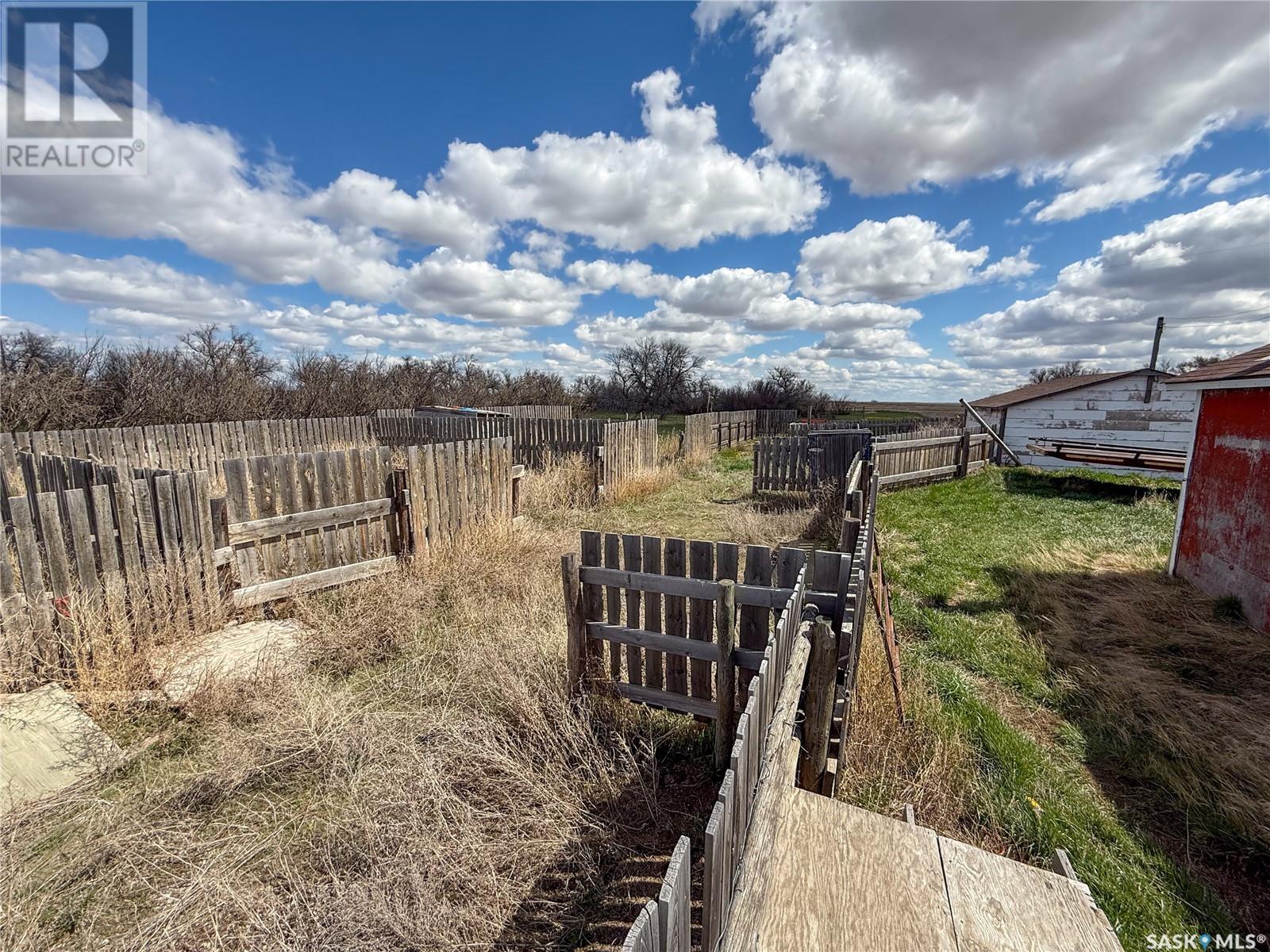 Hazlet Acreage, Pittville Rm No. 169, Saskatchewan  S0N 1E0 - Photo 45 - SK993956