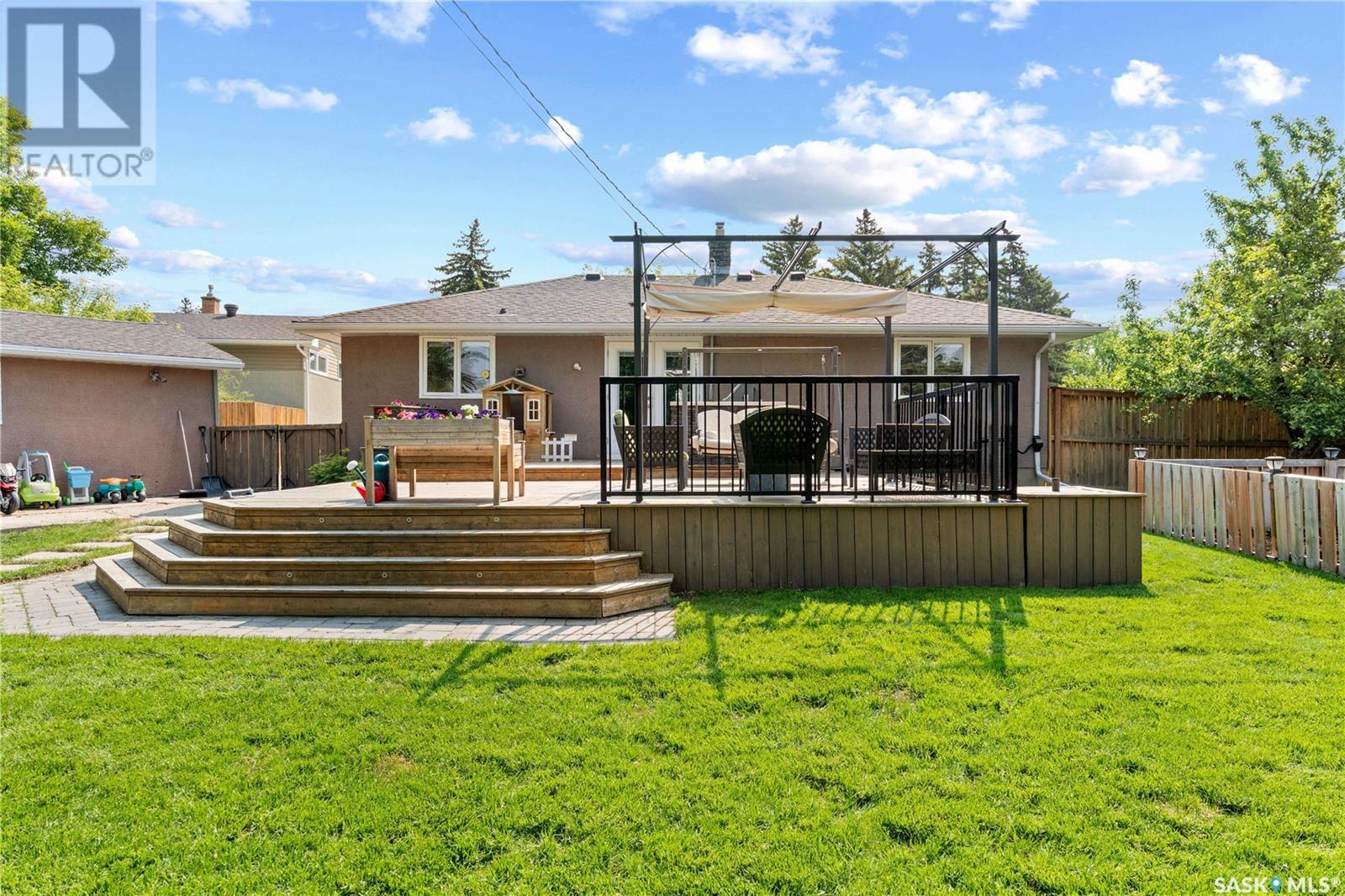 16 Lipton Place, Regina, Saskatchewan  S4R 3T6 - Photo 38 - SK008711