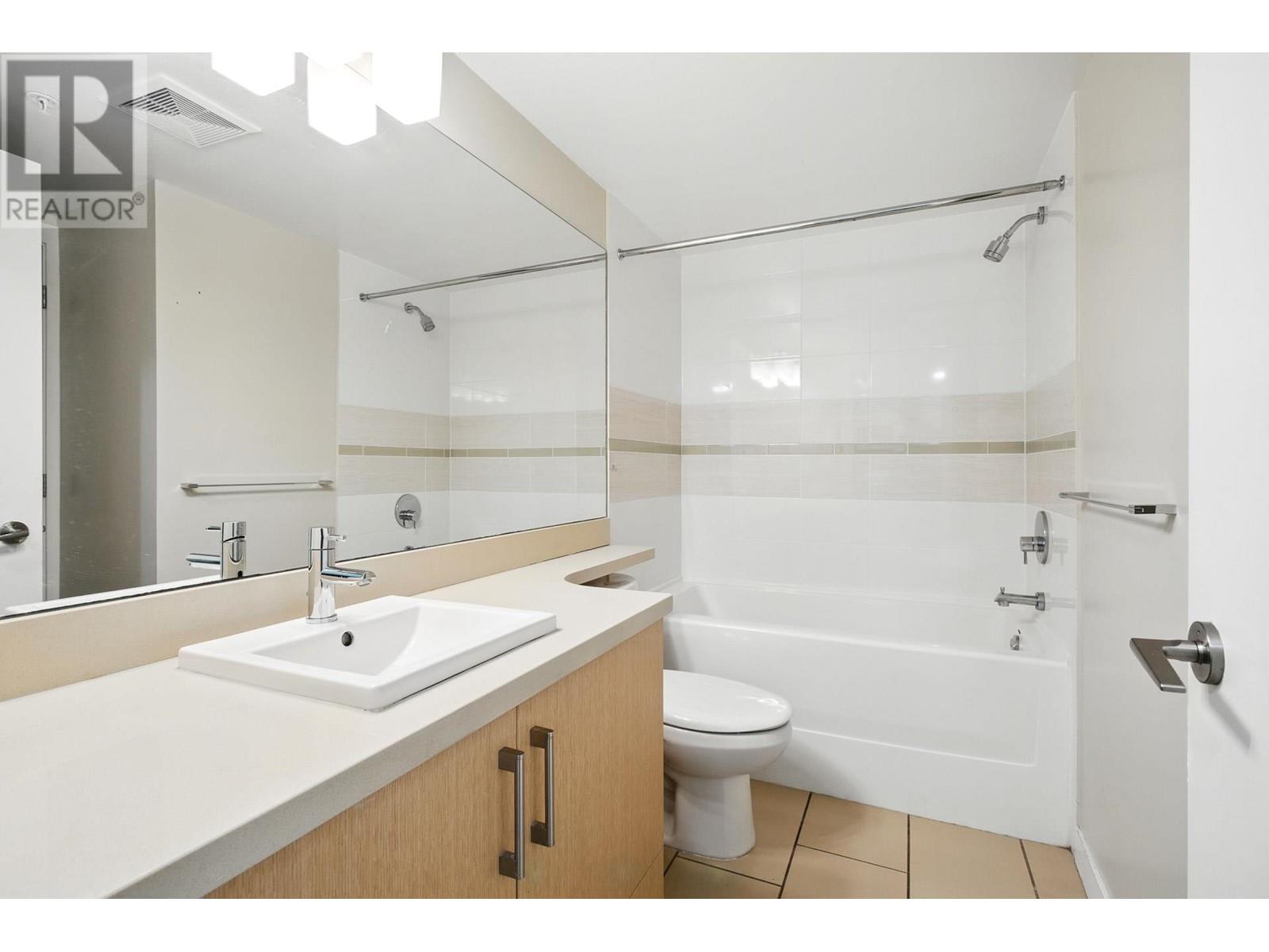 107 6800 ECKERSLEY ROAD, Richmond real estate listing R3012646 for sale
