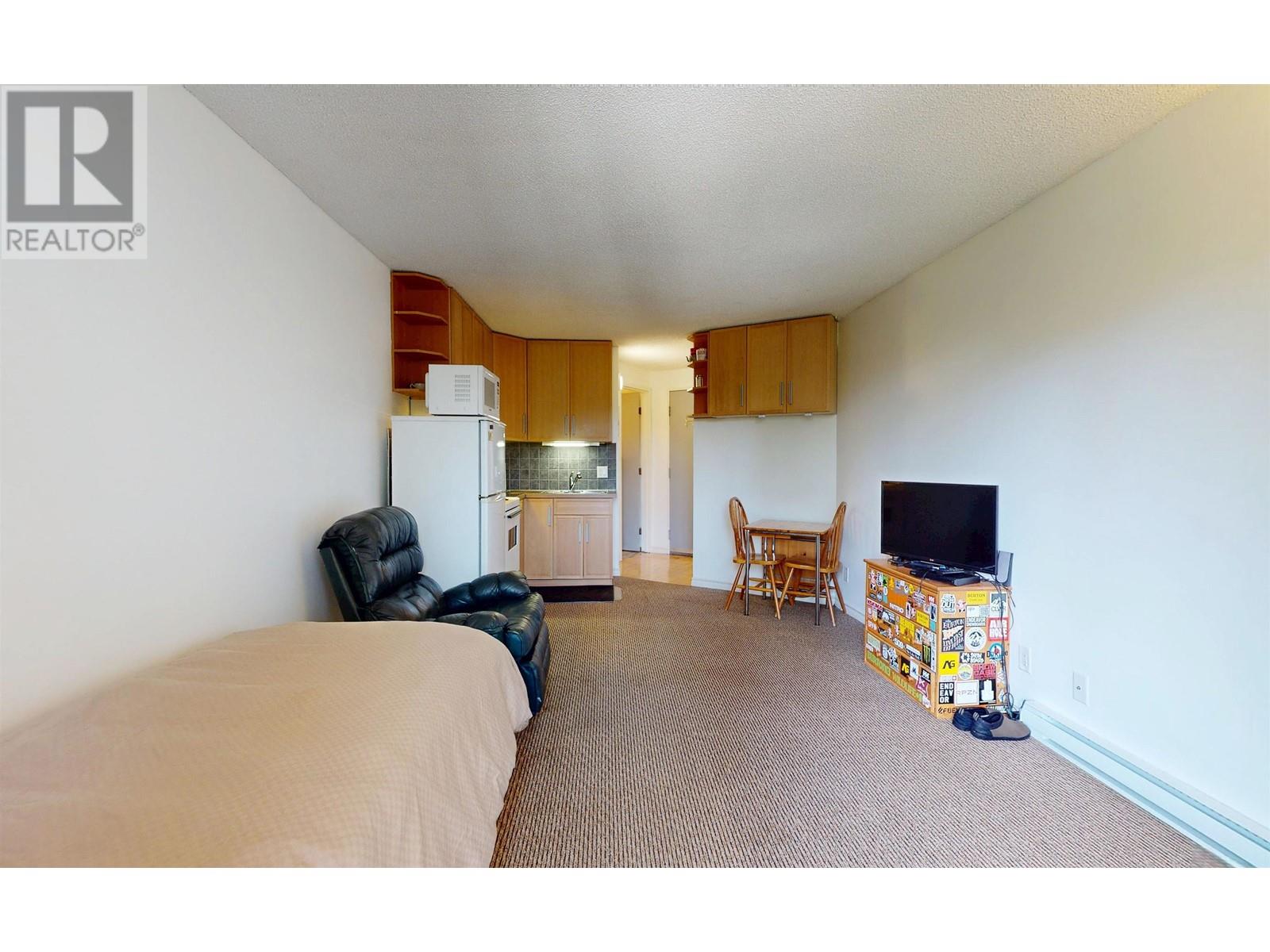 211 2109 Whistler Road, Whistler, British Columbia  V8E 0A6 - Photo 3 - R3012647