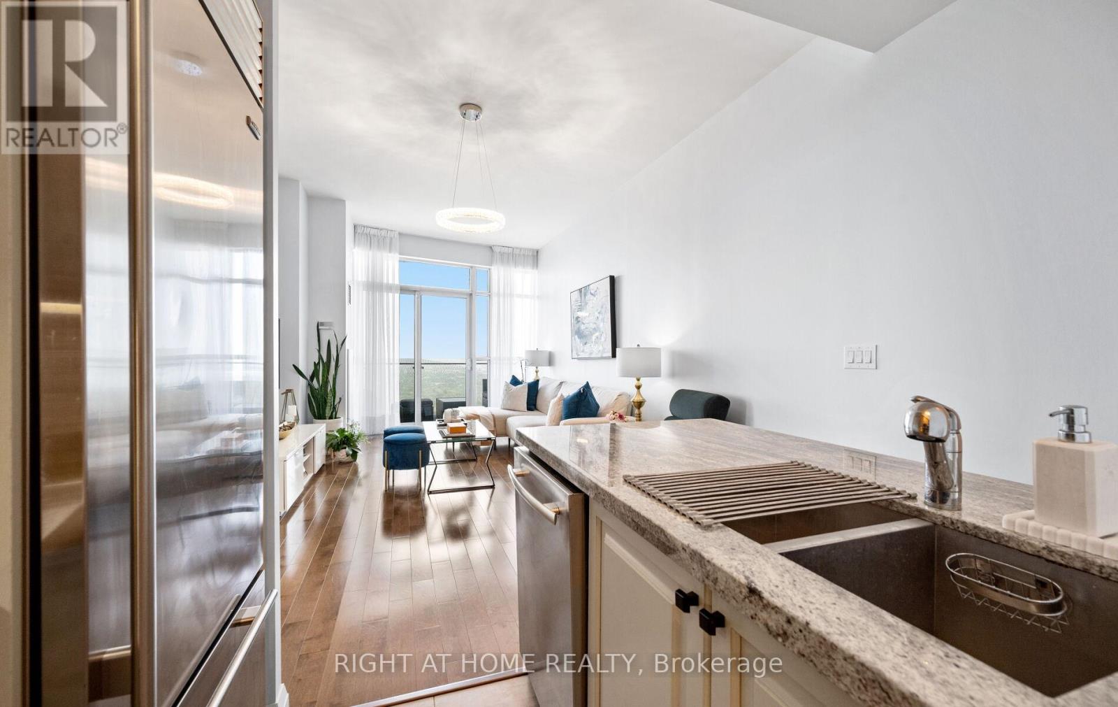 4902 Lph - 50 Absolute Avenue, Mississauga, Ontario  L4Z 0A8 - Photo 11 - W12204433