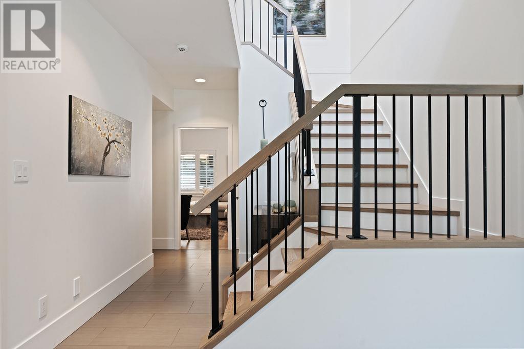 934 Forest Hills Drive, North Vancouver, British Columbia  V7R 1N2 - Photo 24 - R3012649