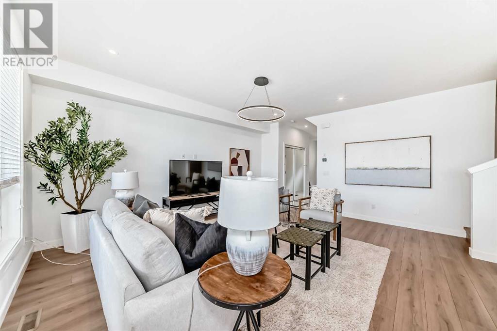 239, 7820 Spring Willow Drive Sw, Calgary, Alberta  T3H 6E1 - Photo 5 - A2198528
