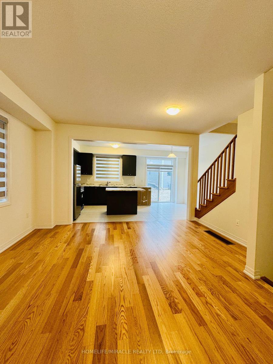 52 Cresthaven Heights, Thorold, Ontario  L2V 0N8 - Photo 5 - X12199798
