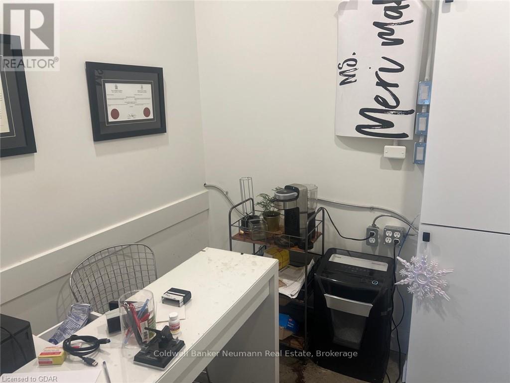 105 - 5 Gordon Street, Guelph, Ontario  N1H 4G8 - Photo 17 - X12204797