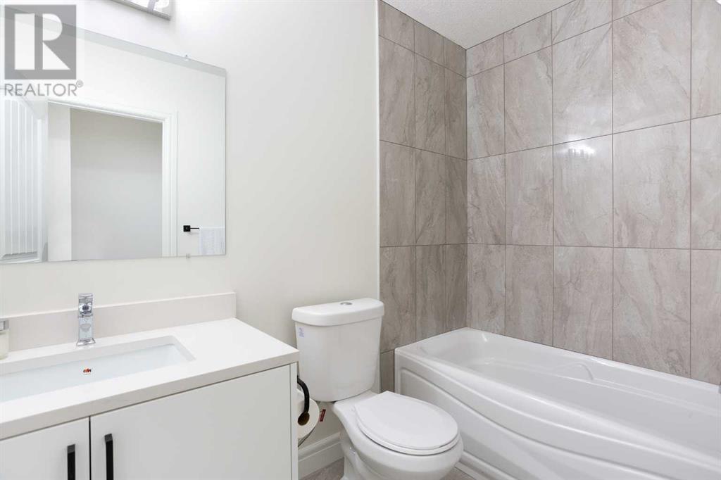 23 Cranbrook Way Se, Calgary, Alberta  T3M 1S5 - Photo 32 - A2203844