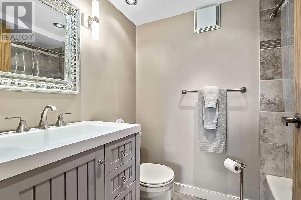 86 Glamis Gardens Sw, Calgary, Alberta  T3E 6S4 - Photo 29 - A2228751