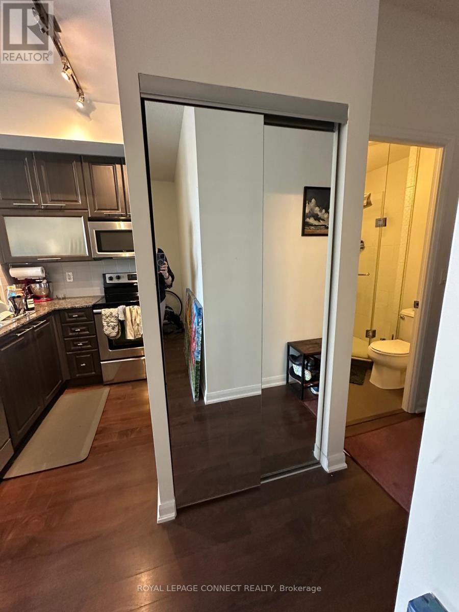 701 - 500 Sherbourne Street, Toronto, Ontario  M4X 1L1 - Photo 21 - C12204793