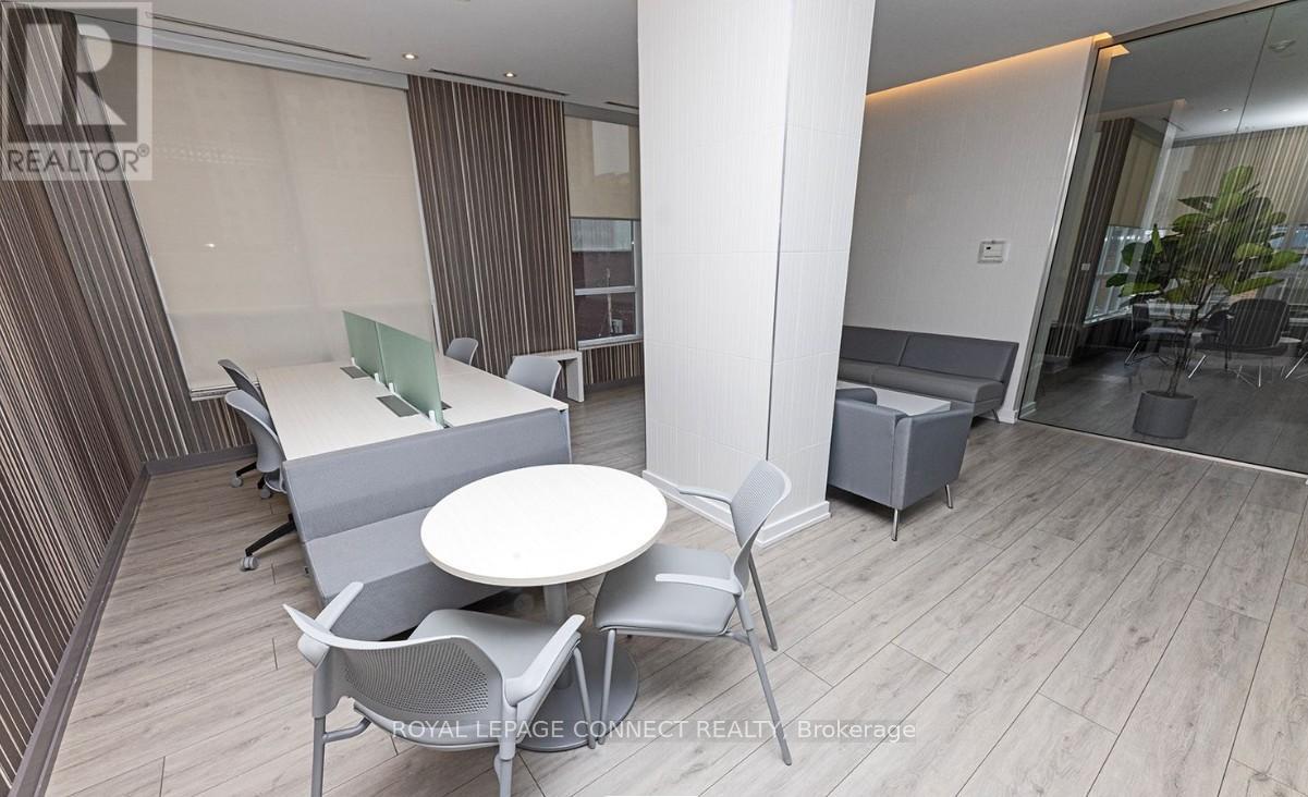 701 - 500 Sherbourne Street, Toronto, Ontario  M4X 1L1 - Photo 8 - C12204793