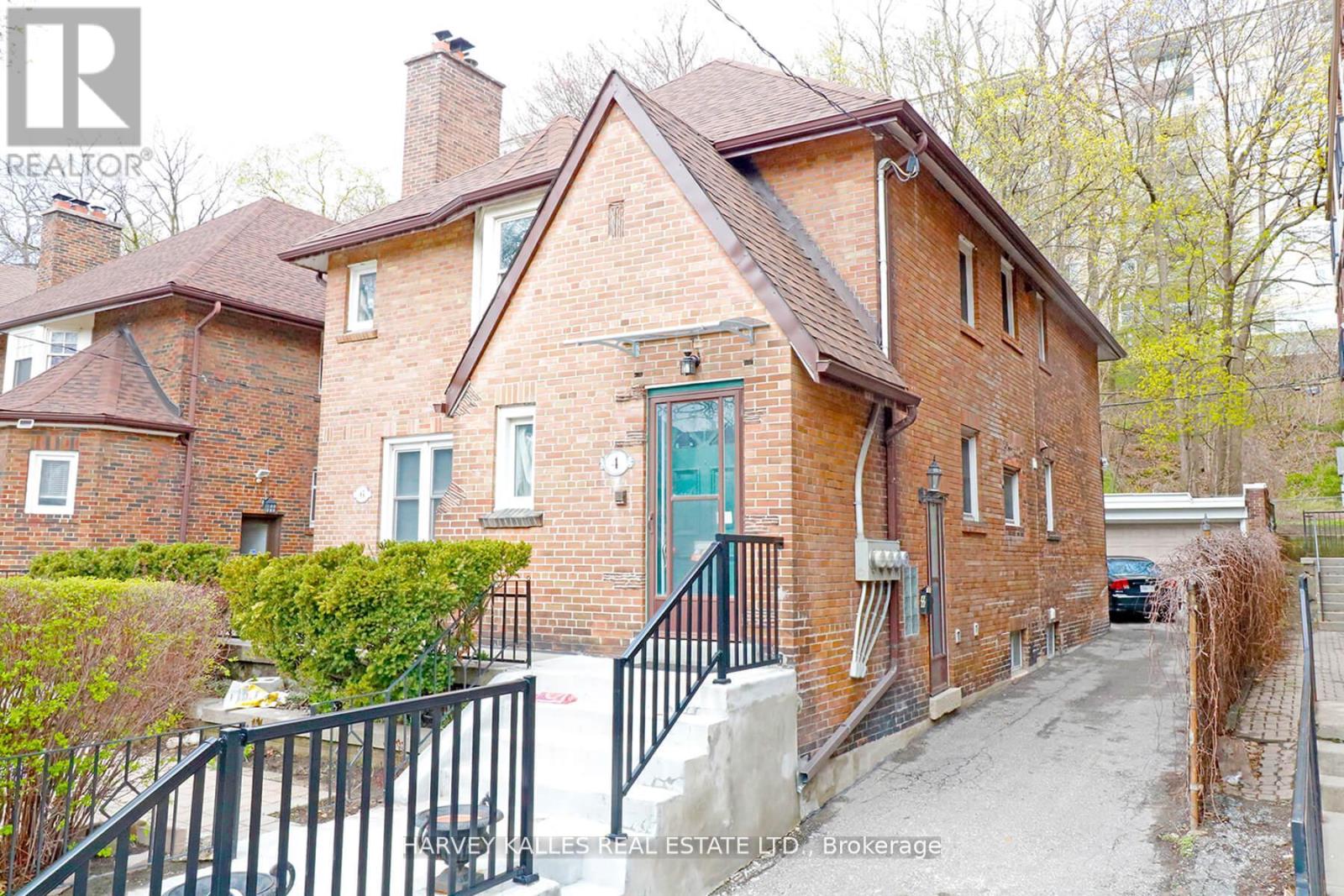 Main - 6 Poplar Plains Crescent, Toronto, Ontario  M4V 1E8 - Photo 1 - C12204796