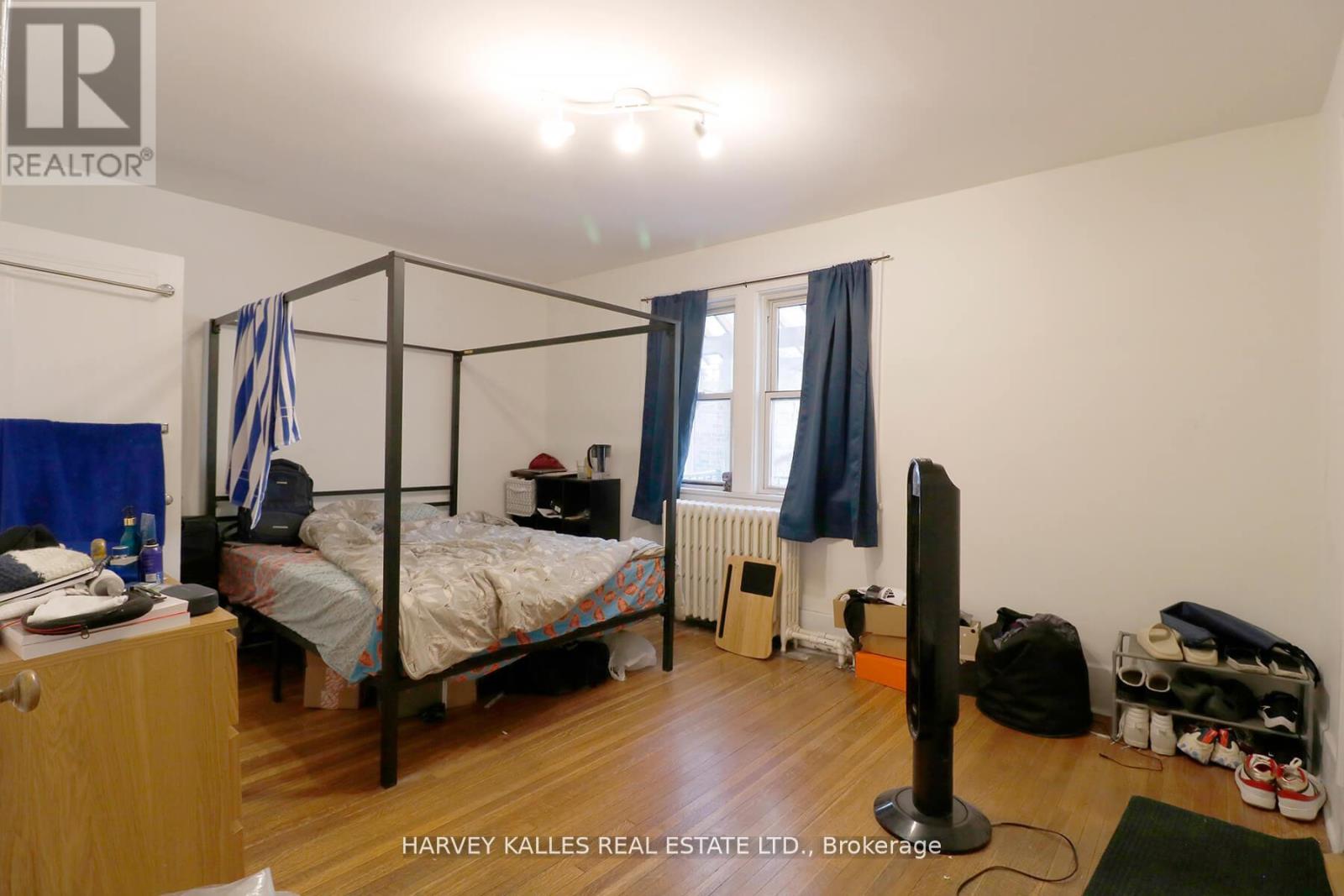 Main - 6 Poplar Plains Crescent, Toronto, Ontario  M4V 1E8 - Photo 16 - C12204796