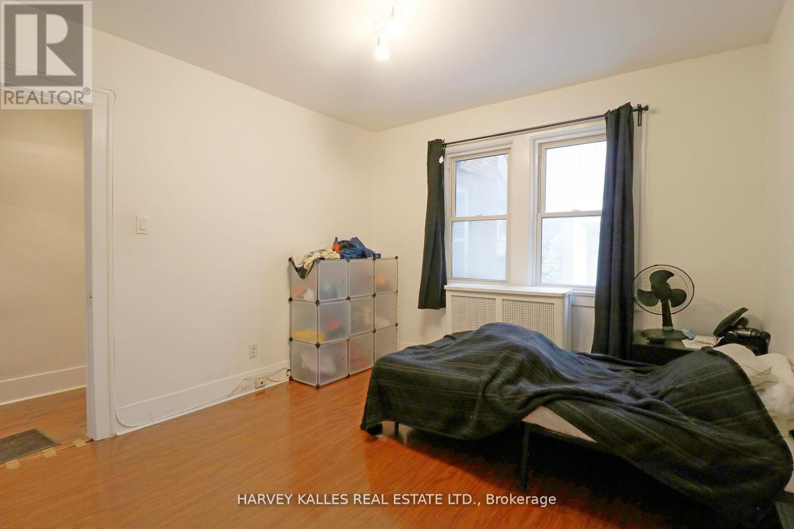 Main - 6 Poplar Plains Crescent, Toronto, Ontario  M4V 1E8 - Photo 21 - C12204796