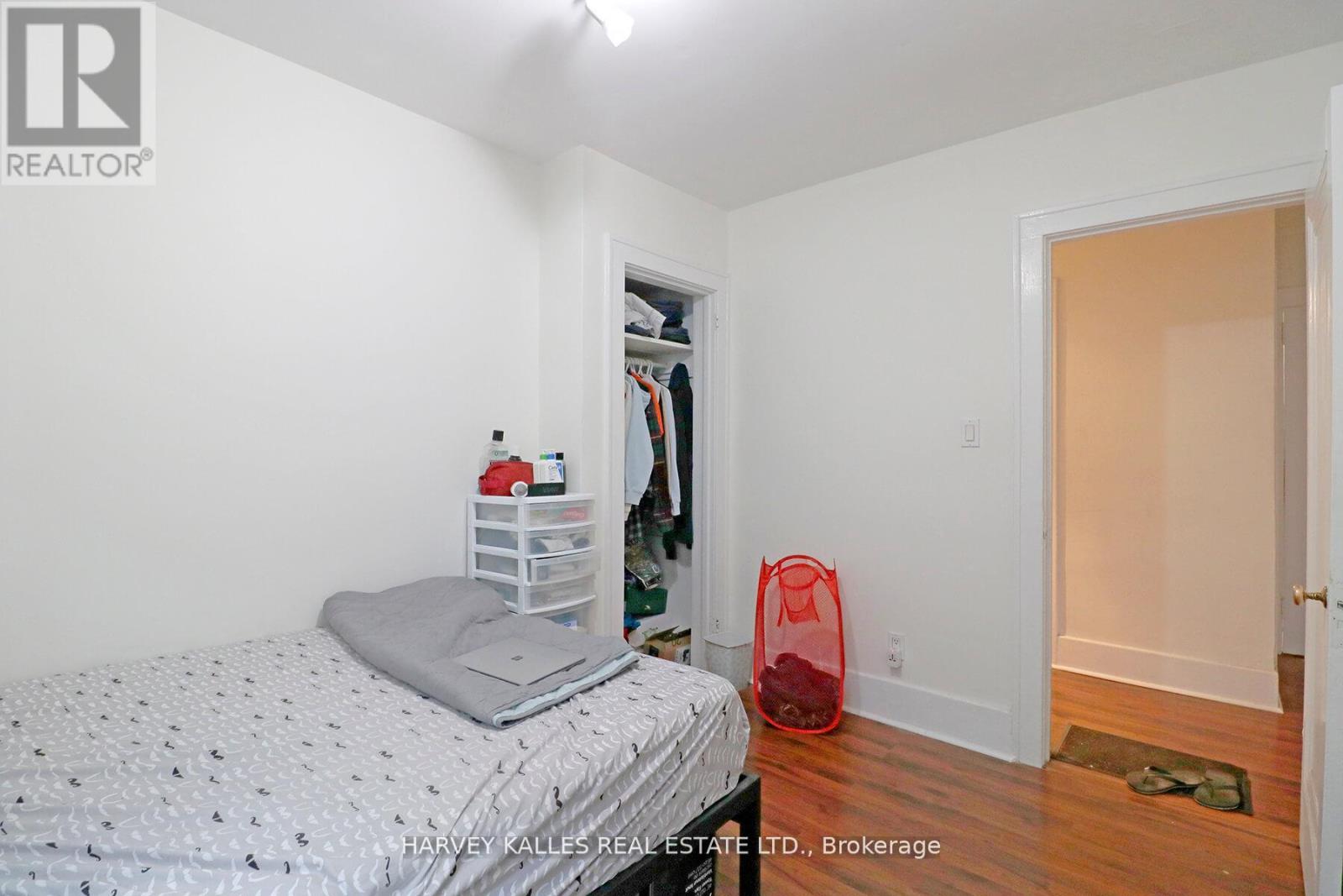 Main - 6 Poplar Plains Crescent, Toronto, Ontario  M4V 1E8 - Photo 24 - C12204796