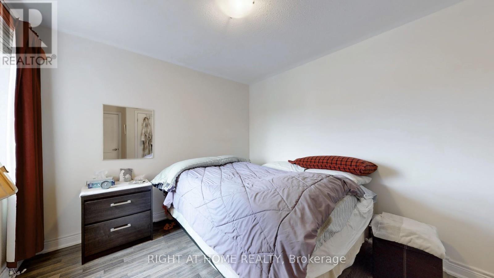 11 Robert Wilson Crescent, Georgina, Ontario  L4P 0G8 - Photo 29 - N12204803