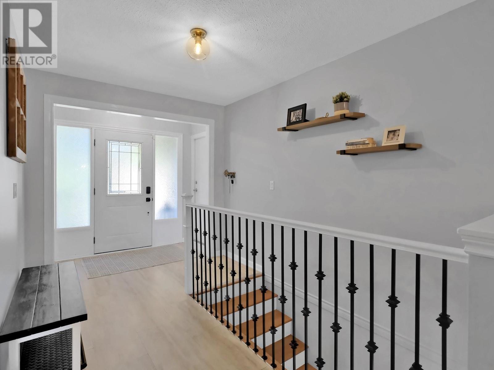 2023 Derrickson Place, West Kelowna, British Columbia  V1Z 2W3 - Photo 8 - 10351062