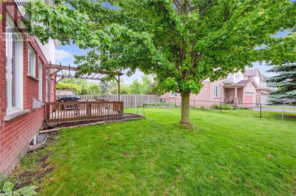606 Eastbridge Boulevard, Waterloo, Ontario  N2K 4H4 - Photo 41 - 40738615