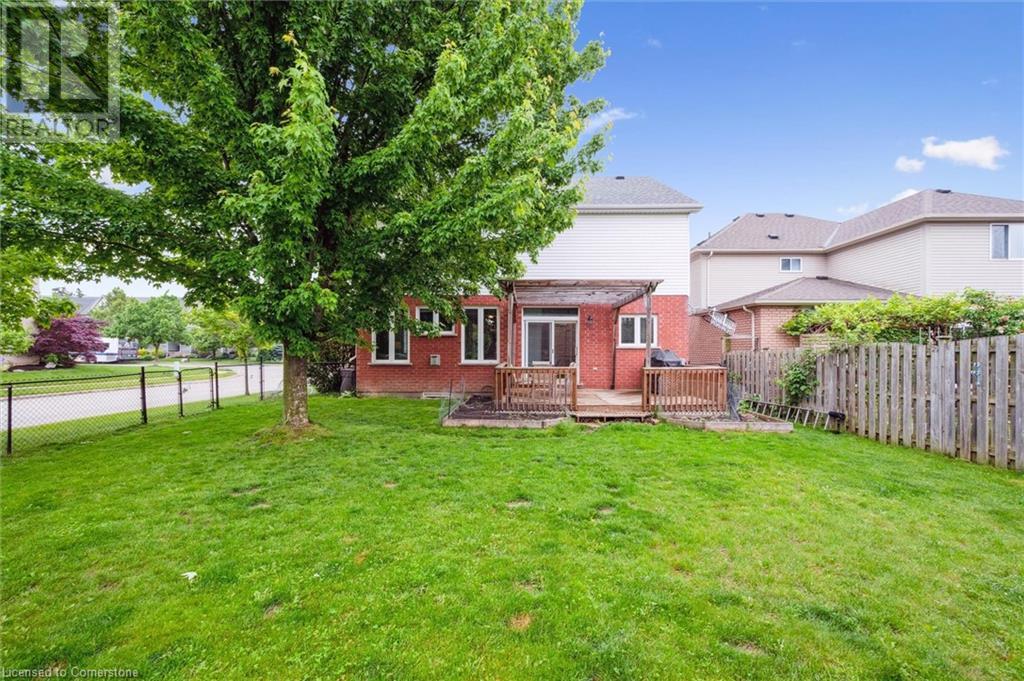 606 Eastbridge Boulevard, Waterloo, Ontario  N2K 4H4 - Photo 44 - 40738615