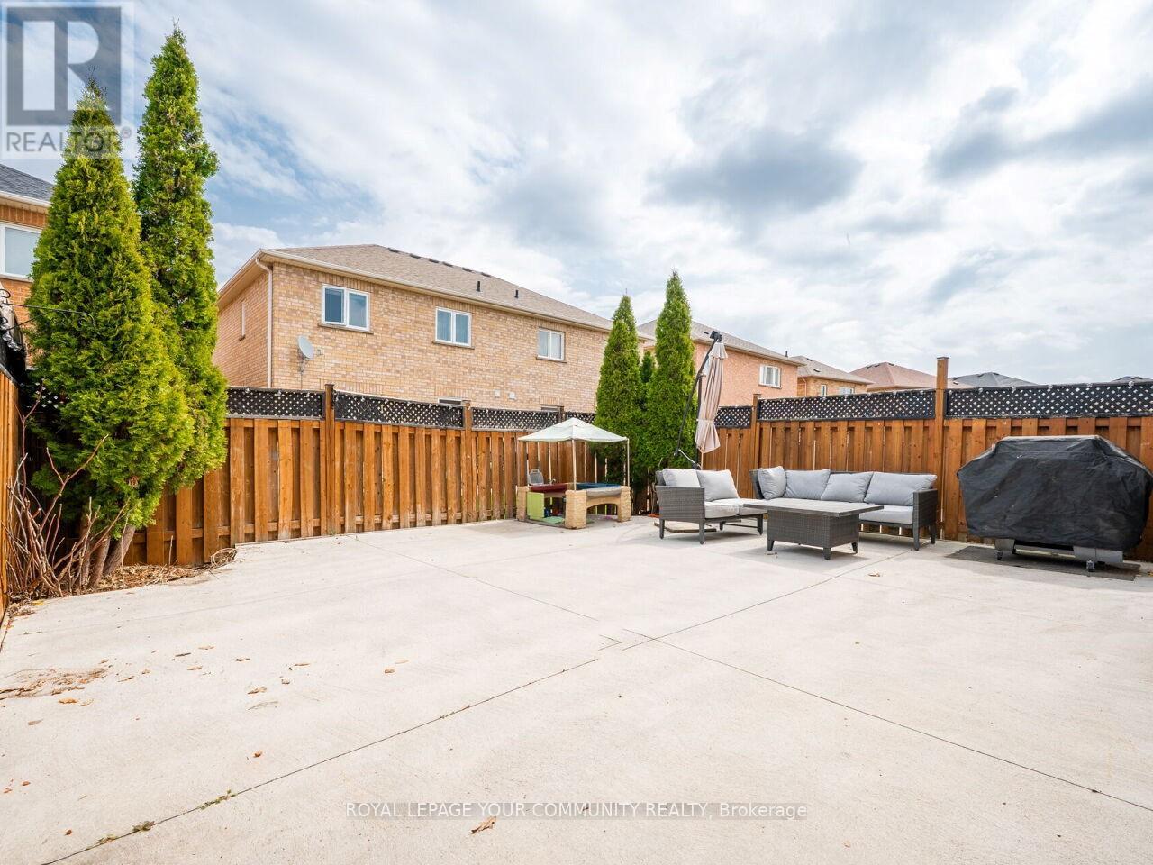 55 Trumpet Valley Boulevard, Brampton, Ontario  L7A 3P7 - Photo 33 - W12204813