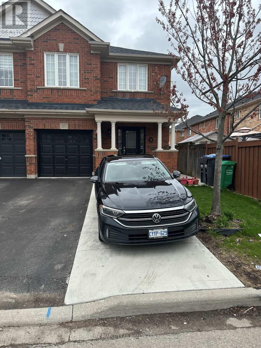 17 HOLLINGSWORTH CIRCLE, Brampton, Ontario