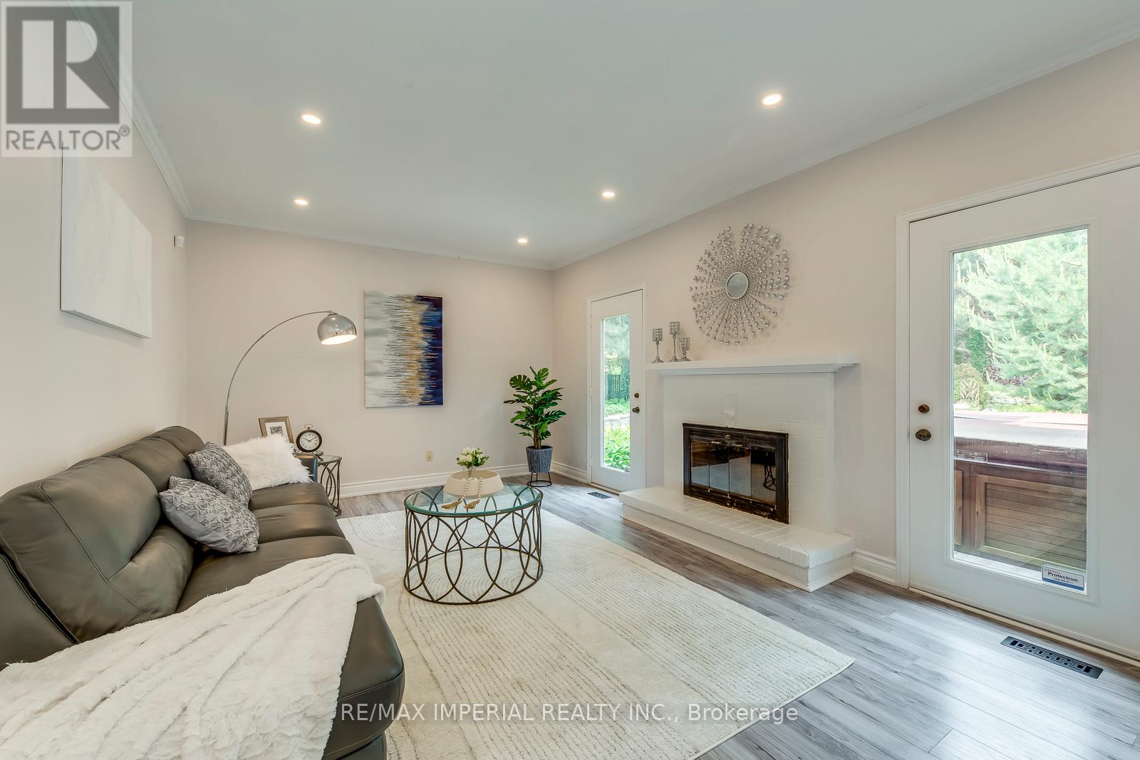 341 Acacia Court, Oakville, Ontario  L6J 6K5 - Photo 13 - W12194642