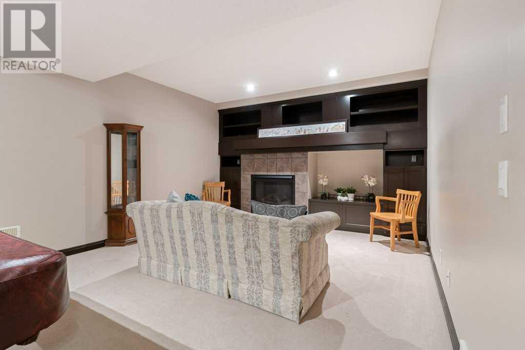 61 Panamount Hill Nw, Calgary, Alberta  T3K 5R8 - Photo 31 - A2218679