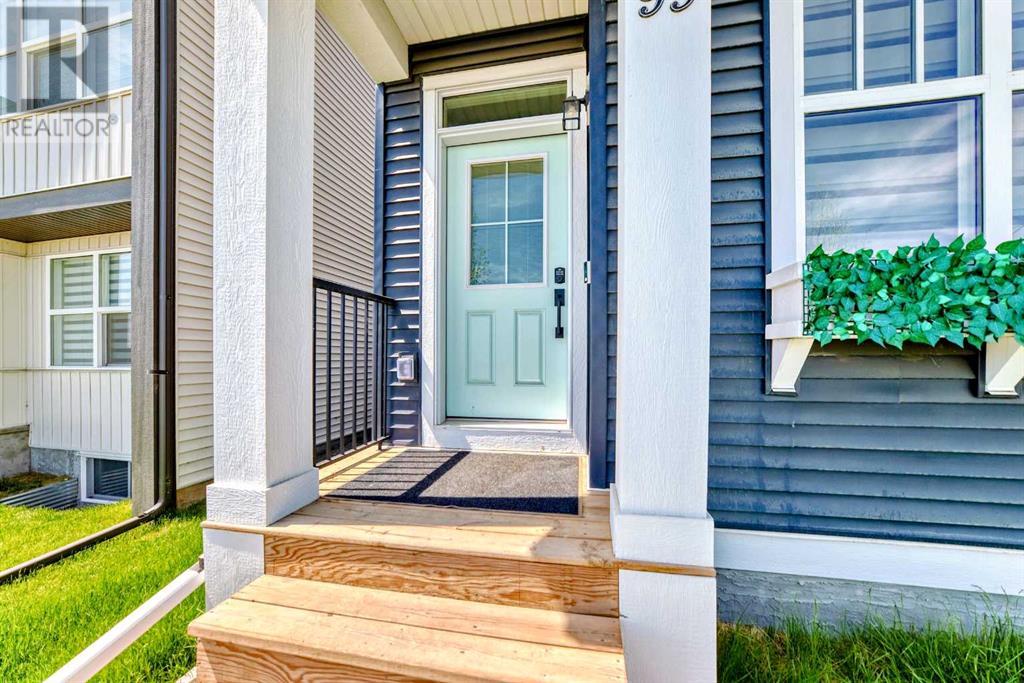 95 Heirloom Boulevard Se, Calgary, Alberta  T3S 0H2 - Photo 3 - A2225062