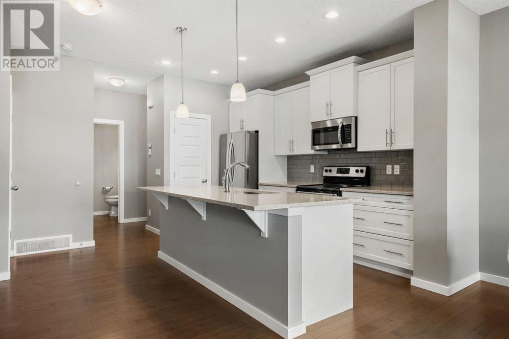 54 Legacy Close Se, Calgary, Alberta  T2X 0Y9 - Photo 5 - A2225495