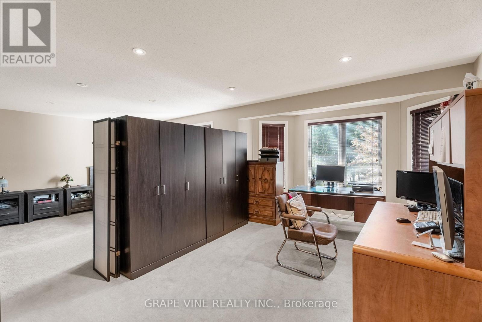 67 Allenby Road, Ottawa, Ontario  K2K 2J8 - Photo 23 - X12204851