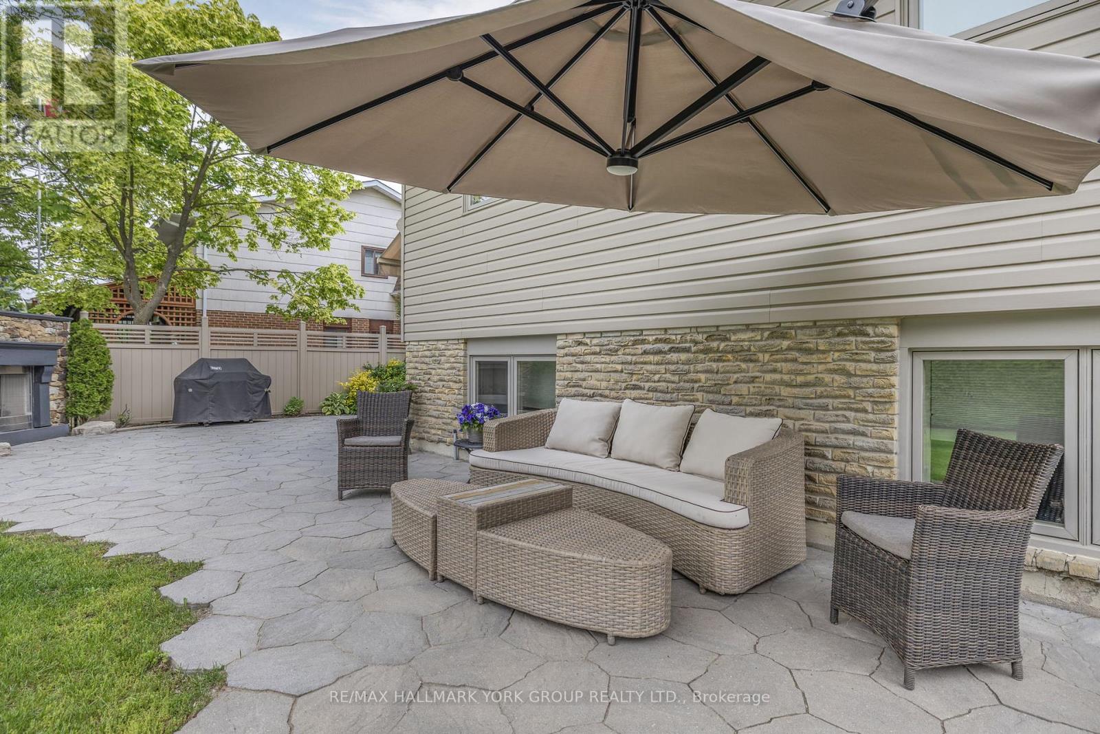 82 Fairway Drive, Aurora, Ontario  L4G 2H4 - Photo 34 - N12204861