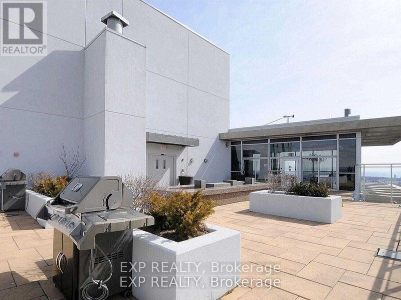 2201 - 223 Webb Drive, Mississauga, Ontario  L5B 0E8 - Photo 22 - W12204860