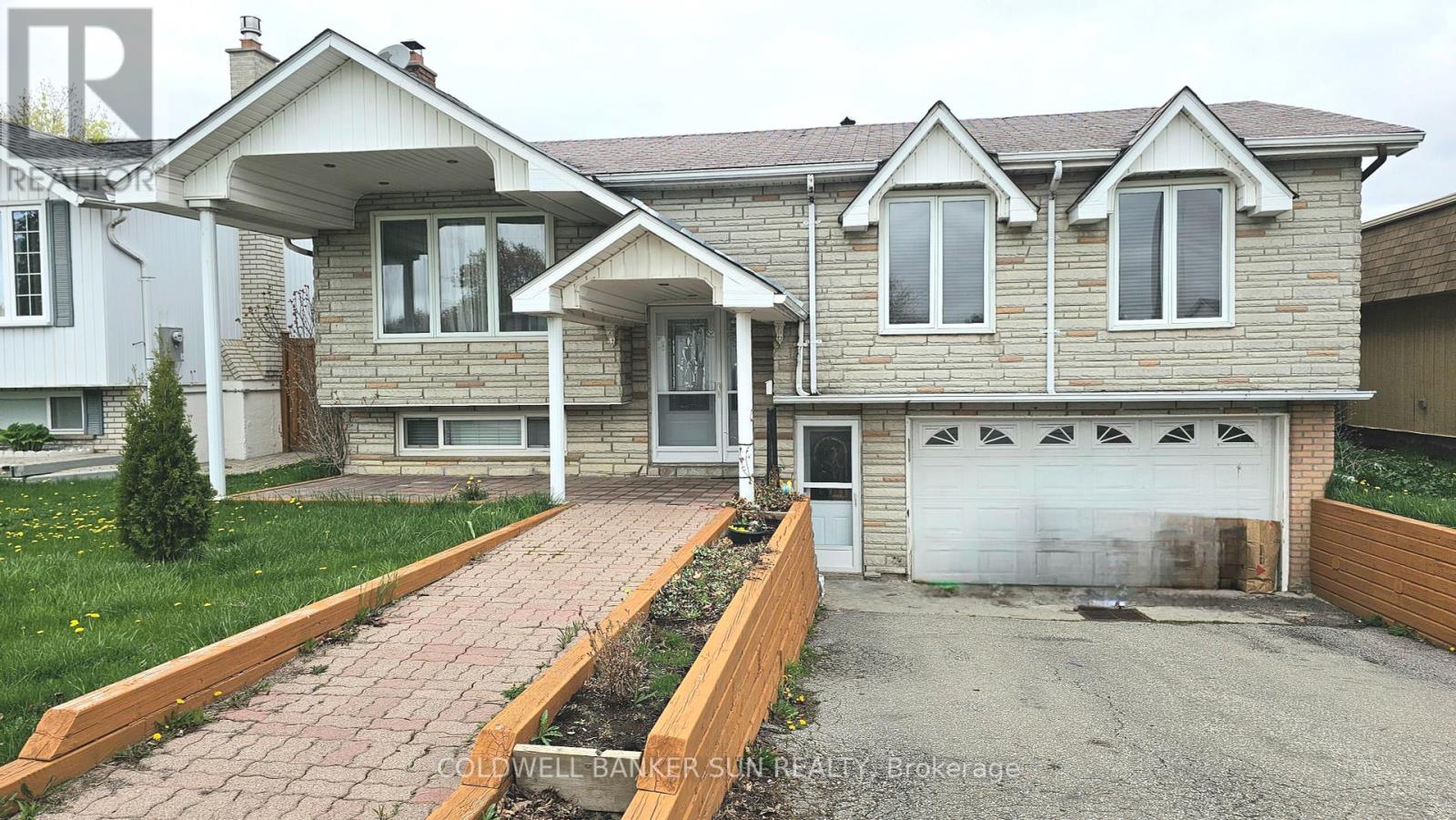 7 GLENFOREST ROAD, Brampton, Ontario
