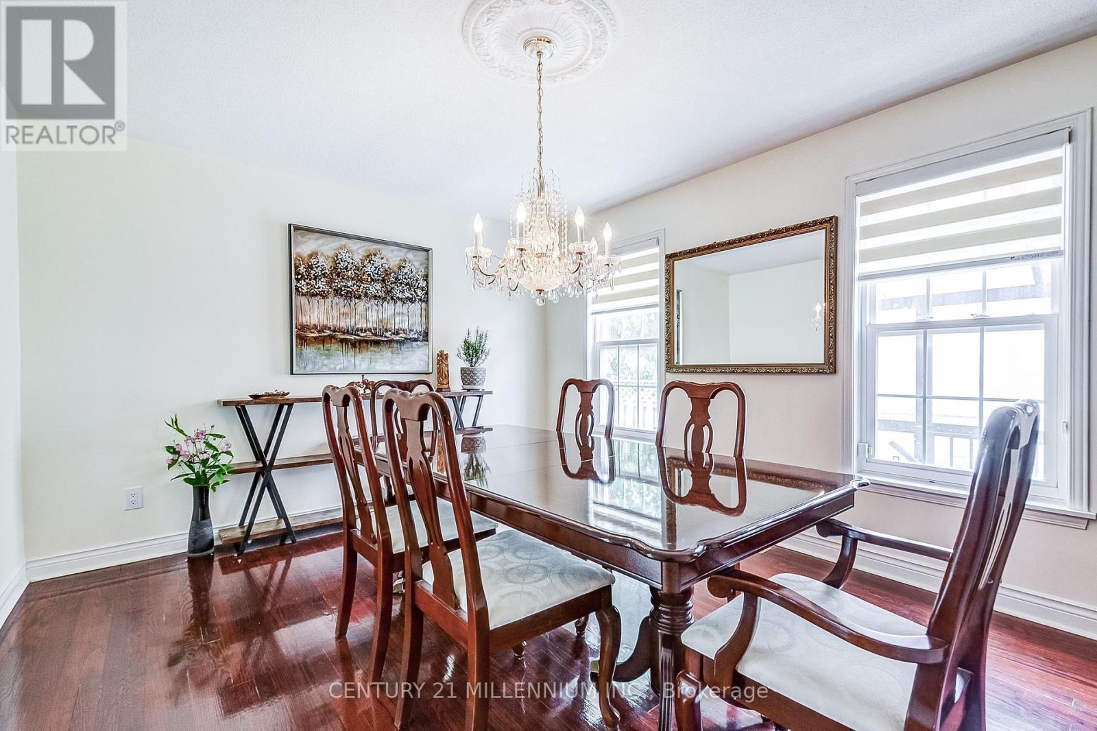 8 Newport Street, Brampton, Ontario  L6S 4M1 - Photo 11 - W12204865