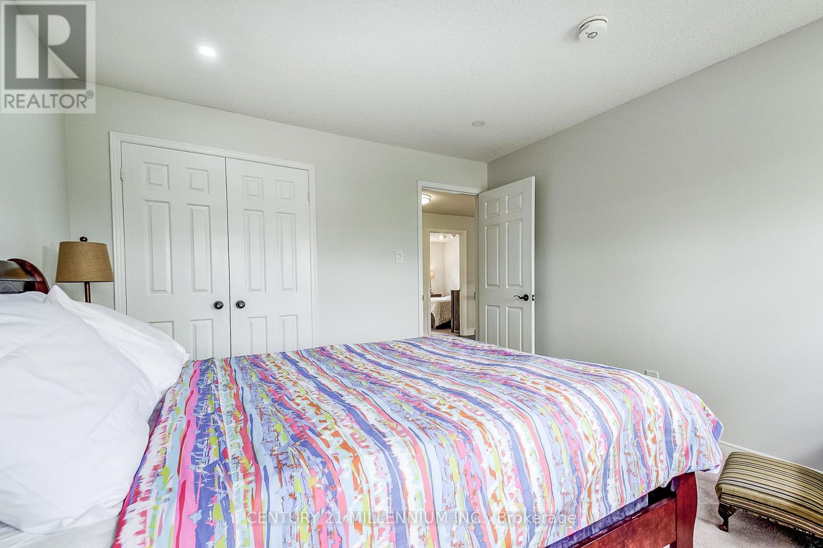 8 Newport Street, Brampton, Ontario  L6S 4M1 - Photo 18 - W12204865