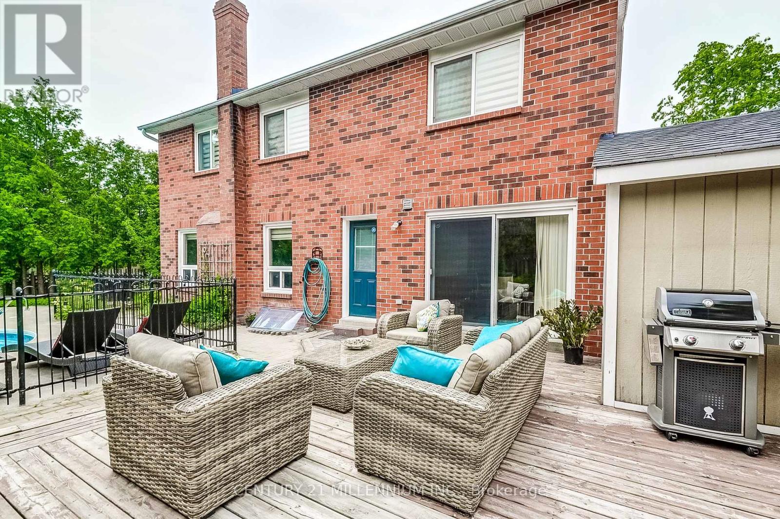 8 Newport Street, Brampton, Ontario  L6S 4M1 - Photo 33 - W12204865