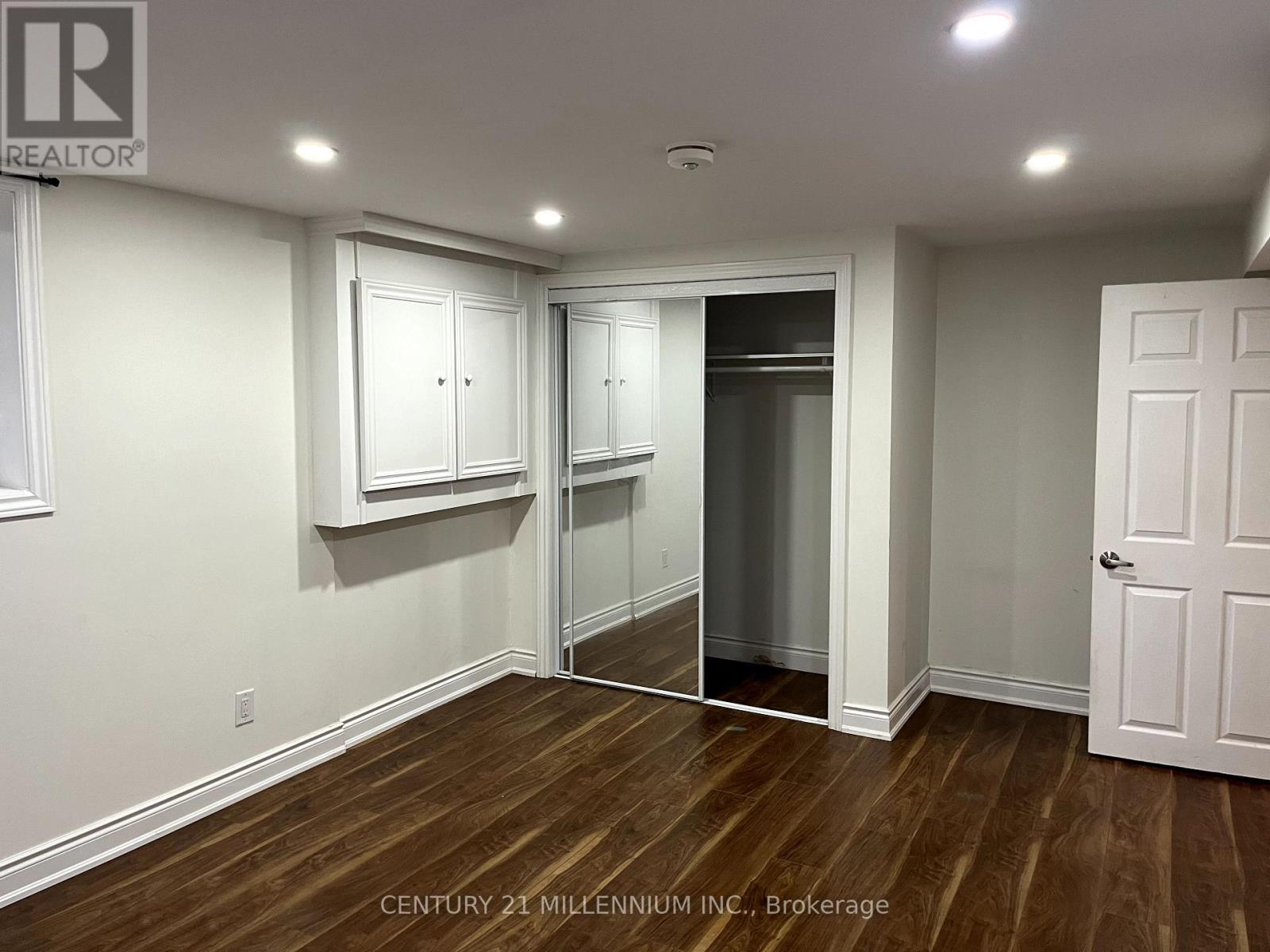 8 Newport Street, Brampton, Ontario  L6S 4M1 - Photo 45 - W12204865