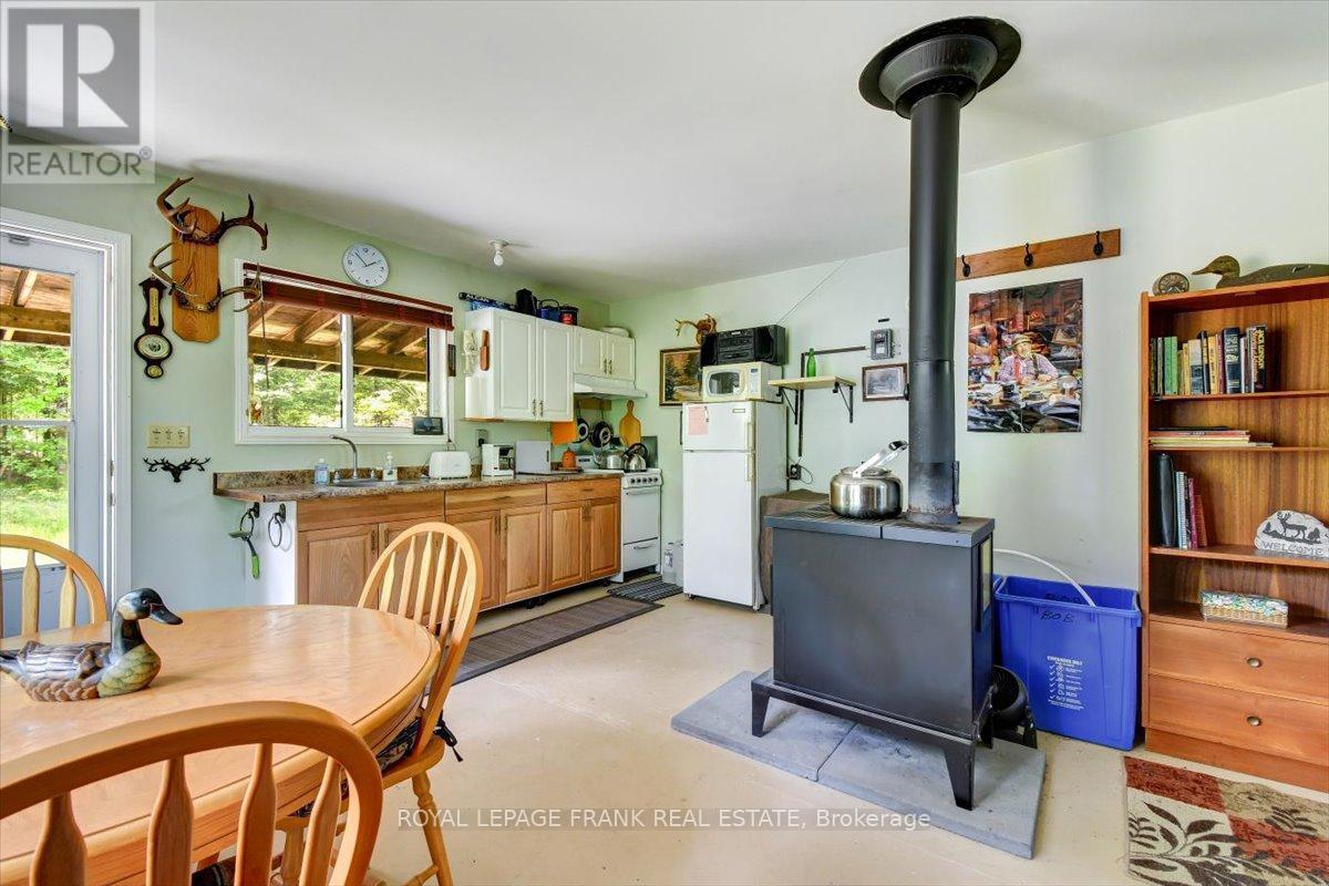 3459 Old Hastings Road, Limerick, Ontario  K0L 1W0 - Photo 11 - X12204898