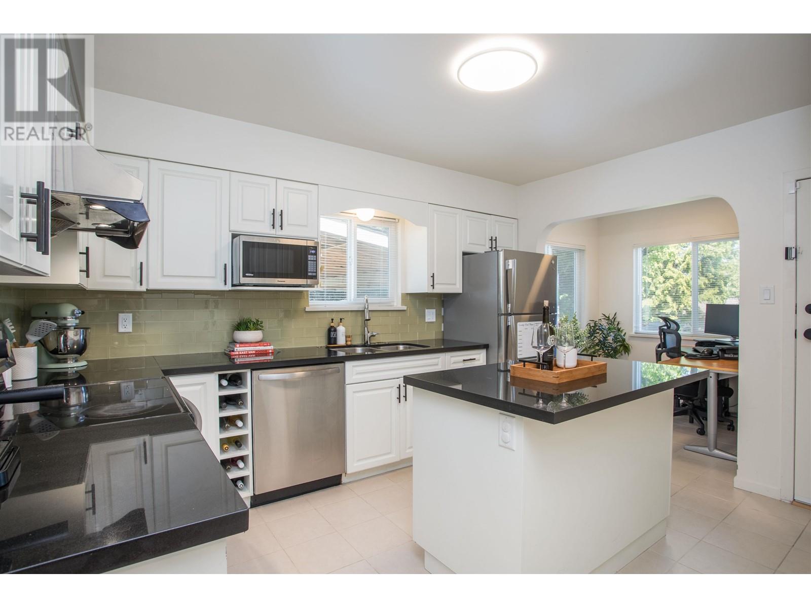 2623 Turner Street, Vancouver, British Columbia  V5K 2G1 - Photo 8 - R3000750