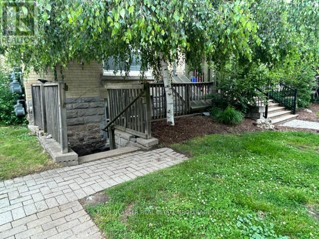 Photo 11 of 26 for 324 Wolfe Street