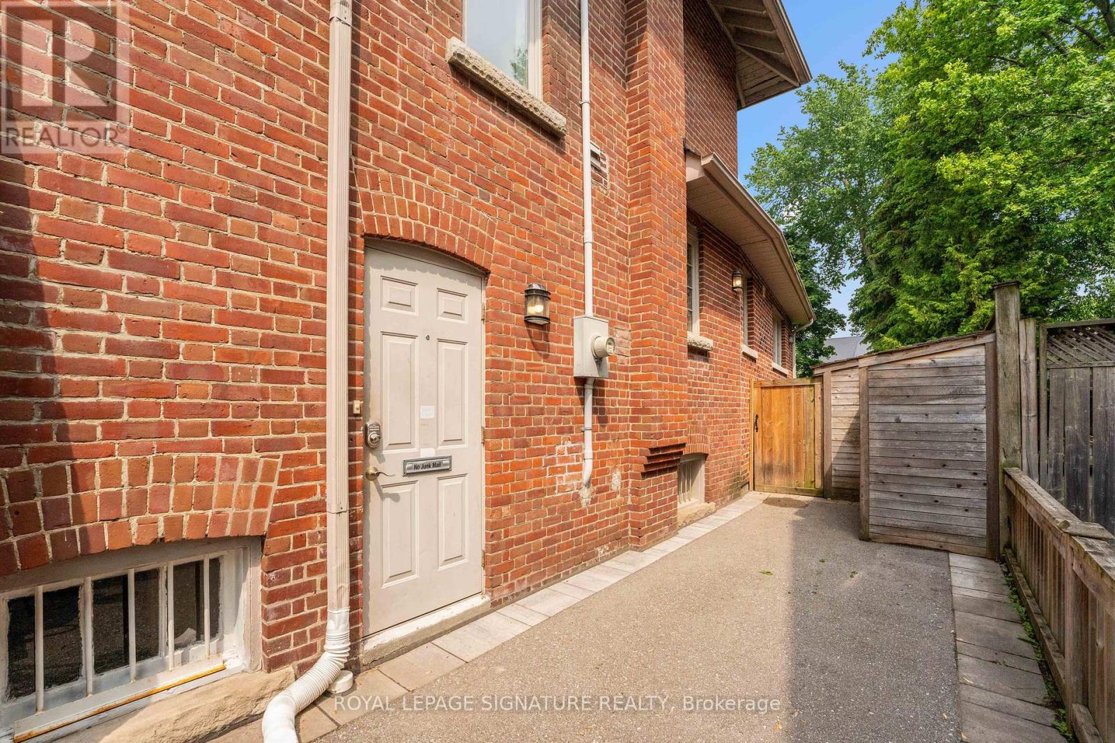 18 Weybourne Crescent, Toronto, Ontario  M4N 2R3 - Photo 18 - C12189738