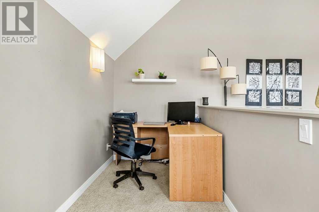 102 Masters Point Se, Calgary, Alberta  T3M 2B3 - Photo 24 - A2199707