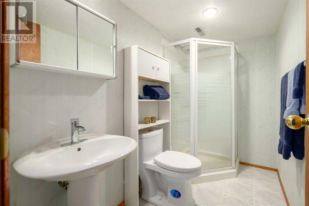 67 Douglas Woods Hill Se, Calgary, Alberta  T2Z 2G5 - Photo 34 - A2228093
