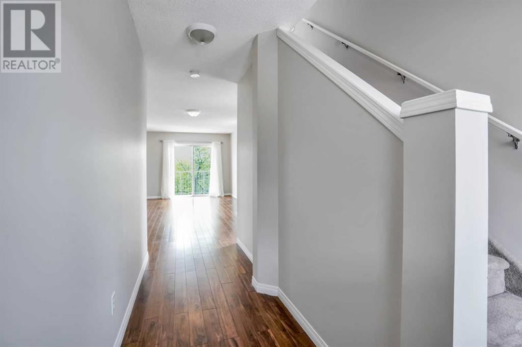 4 Citadel Point Nw, Calgary, Alberta  T3G 5L2 - Photo 2 - A2228317